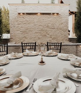 Elegant Rose Briar reception table